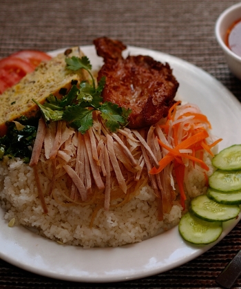 Cơm Tấm Sườn